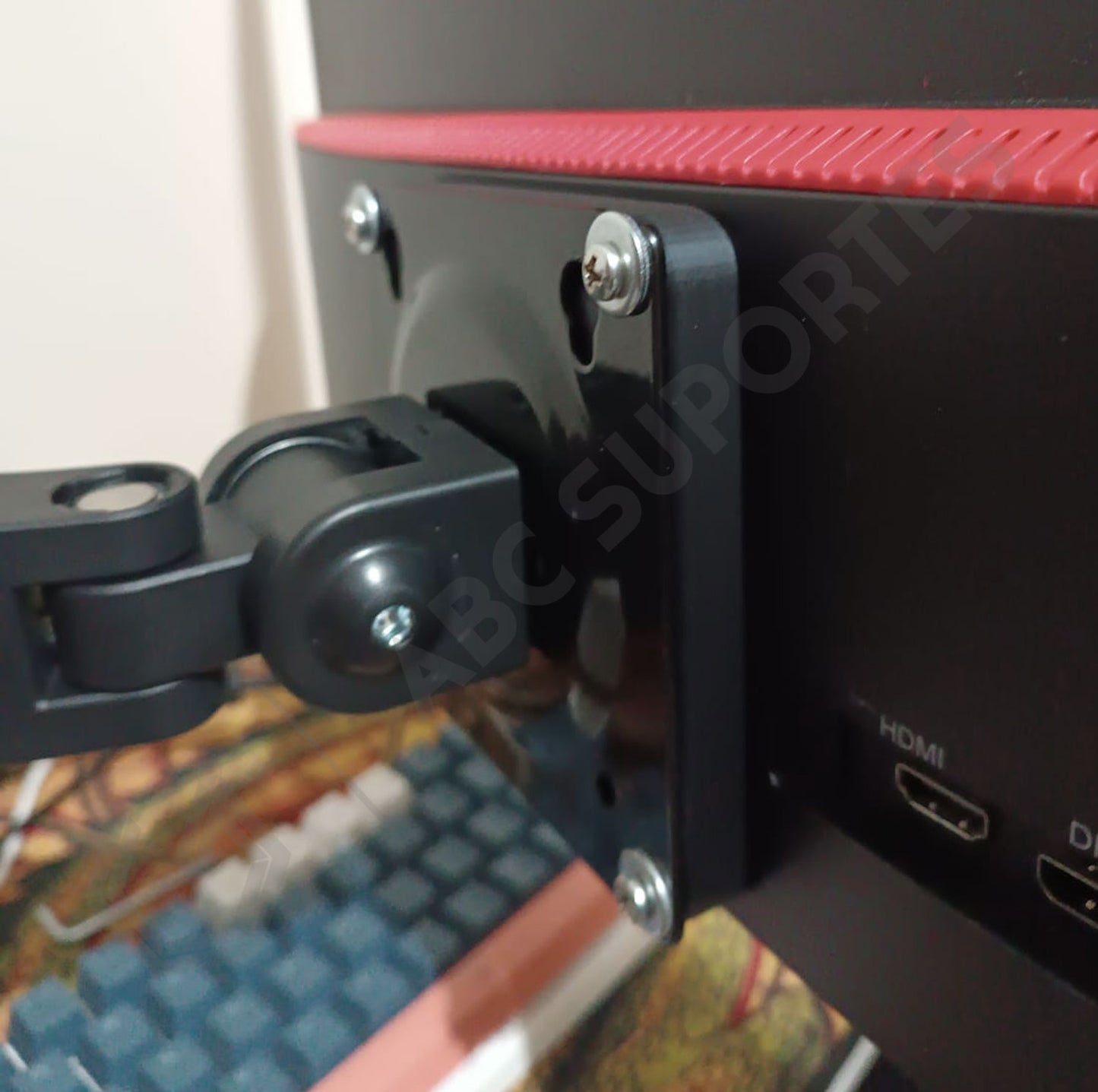 Adaptador Vesa Monitor Multilaser Warrior Shin Kai MN103